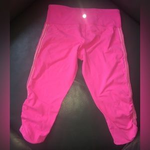 Size 6 Lululemon Hot Pink Capri Leggings - Disclosure stitching imperfections